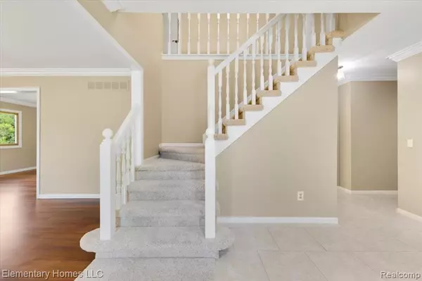 Troy, MI 48098,2456 Red Maple Drive