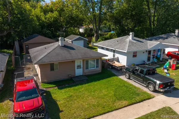 Pontiac, MI 48340,205 W Sheffield Avenue