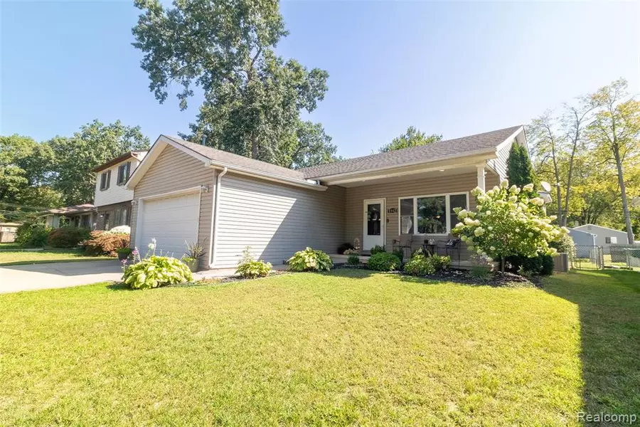 5942 N Walton Street, Westland, MI