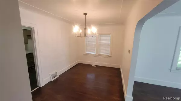 Pontiac, MI 48341,24 Cochrane Place