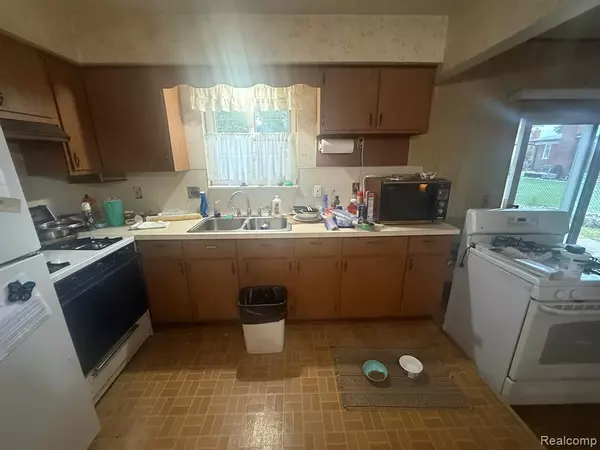 Warren, MI 48088,14219 Harrison Drive