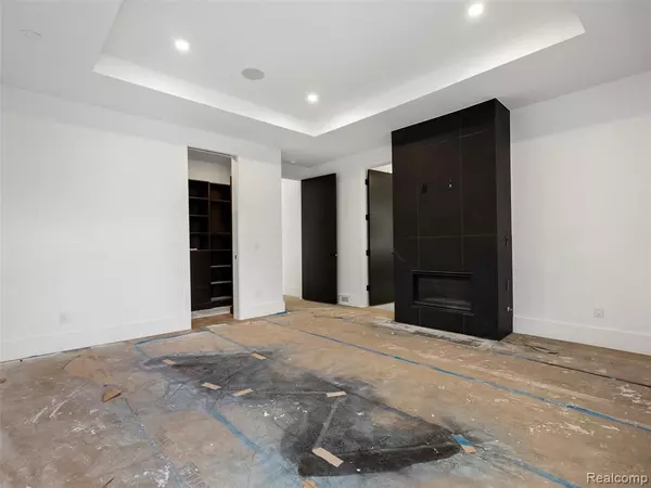 Birmingham, MI 48009,512 Wallace Street