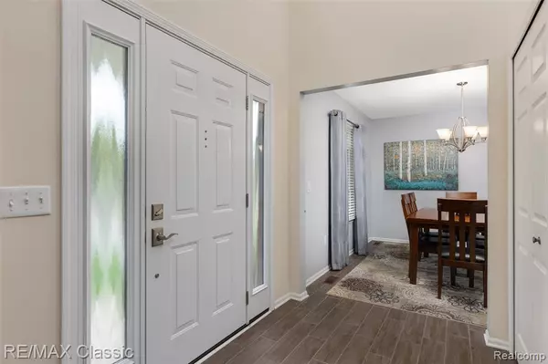 Walled Lake, MI 48390,325 Glenwood Drive