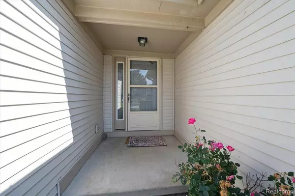 Howell, MI 48843,1660 Chelsea Circle Circle