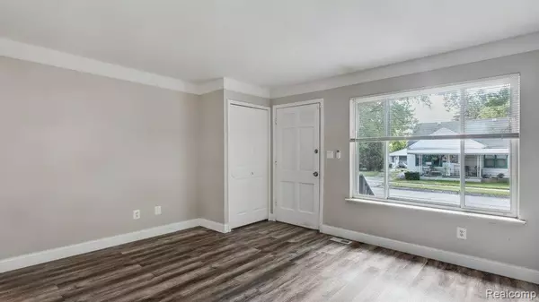 Warren, MI 48089,8725 Packard Avenue