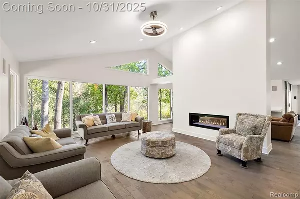 Bloomfield Hills, MI 48302,4650 Lahser Road