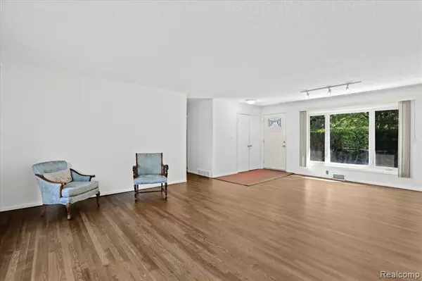 Farmington Hills, MI 48334,32515 Nottingham