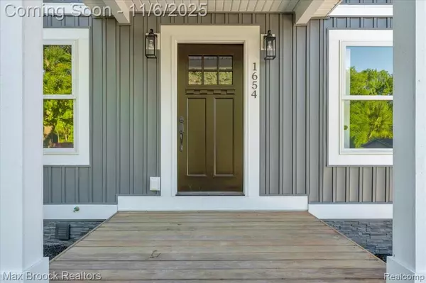 Pontiac, MI 48340,1654 Giddings Road