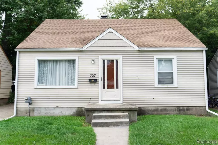 727 Waldman Avenue, Flint, MI 48507