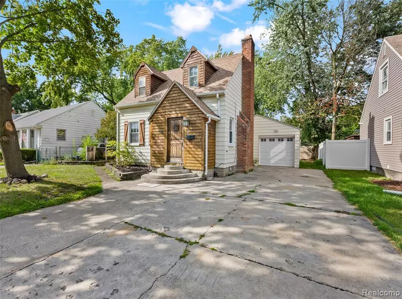 1674 Eaton Road, Berkley, MI 48072