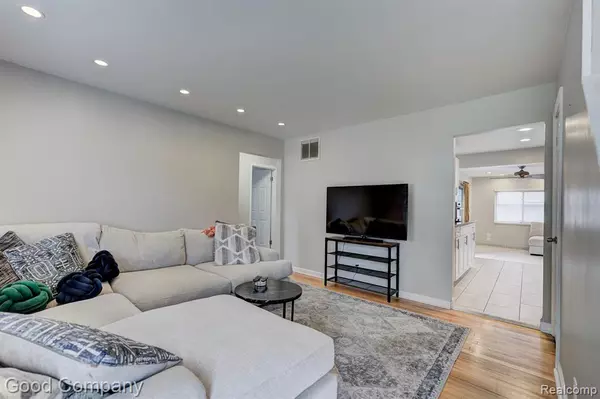 Madison Heights, MI 48071,26636 Wolverine Street