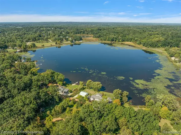 Ortonville, MI 48462,2679 Lakeview Drive