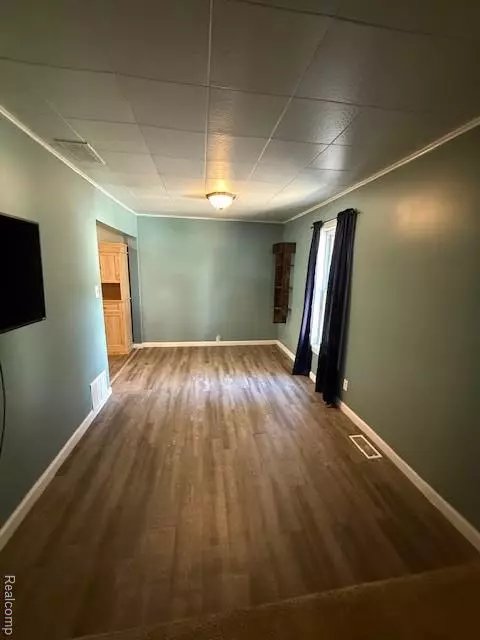 Bad Axe, MI 48413,621 S Port Crescent Street