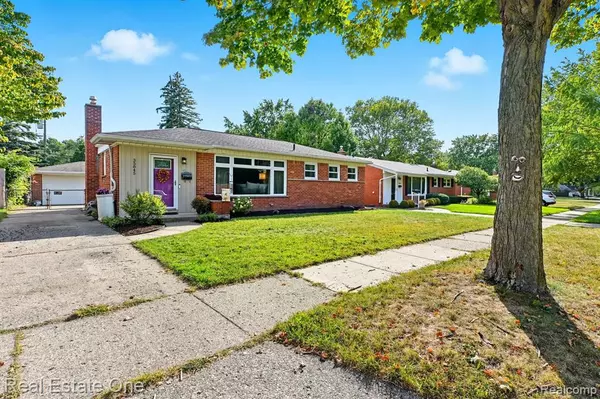 Livonia, MI 48150,35845 Richland Street