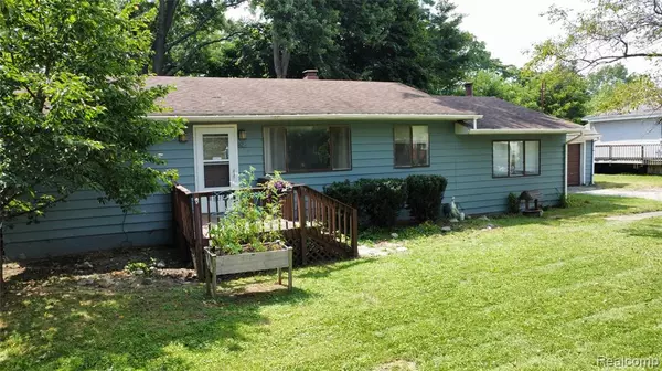 428 Harden Street, Holly, MI 48442