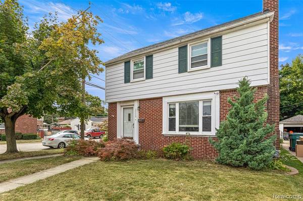 2003 N Rosevere Avenue, Dearborn, MI 48128