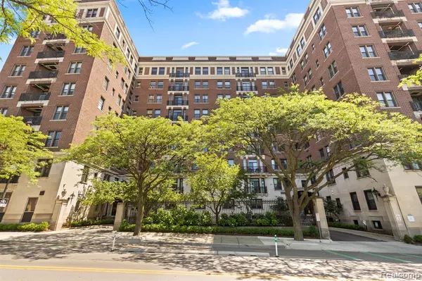 Detroit, MI 48207,2900 E Jefferson Avenue