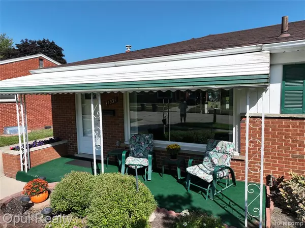 Livonia, MI 48150,34934 Elmira Street