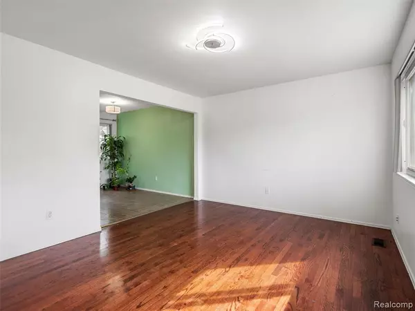 Auburn Hills, MI 48326,2530 Patrick Henry St