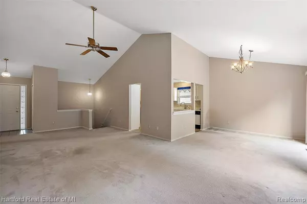 Commerce Twp, MI 48390,402 Mulberry Drive