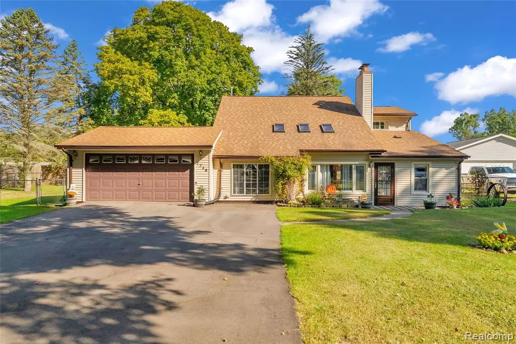 Waterford, MI 48329,7730 Austere Drive