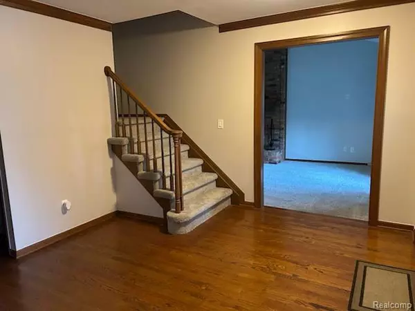 Rochester Hills, MI 48307,221 Torrent Court