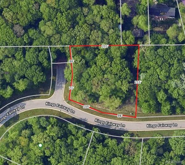 654 Kings Fairway Lane, Grand Blanc, MI 48439