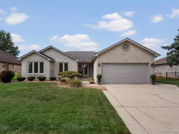 53673 Cranston Drive, Macomb, MI 48042