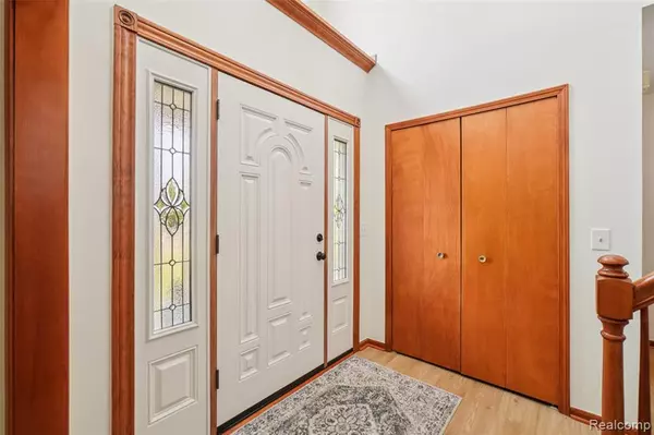 Lake Orion, MI,2069 W View Court
