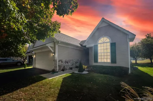 Wixom, MI 48393,913 Rikki Ann Court