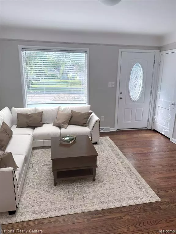 Allen Park, MI 48101,17110 ANNE Avenue