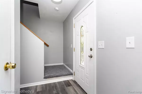 Hazel Park, MI 48030,1417 E Jarvis Avenue