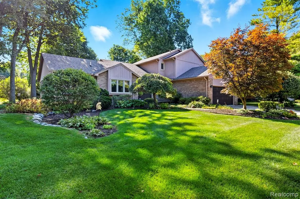 Troy, MI 48098,6572 Forest Park Drive