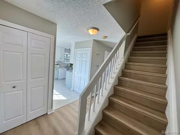 Novi, MI 48377,31063 Columbia Drive