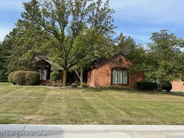 Farmington Hills, MI 48331,36508 Valley Ridge Drive