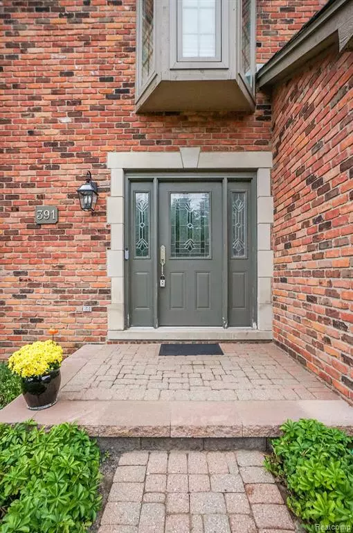 Rochester Hills, MI 48309,391 Silvervale Drive