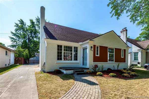 10425 Elgin Avenue, Huntington Woods, MI