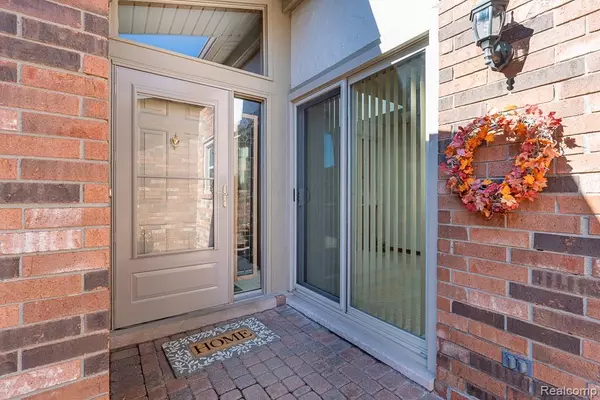 Shelby Twp, MI 48315,49414 Richmond Court