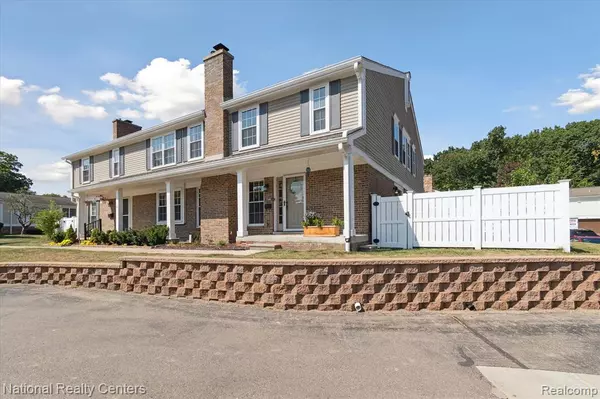 Novi, MI 48167,21348 E Glen Haven Circle