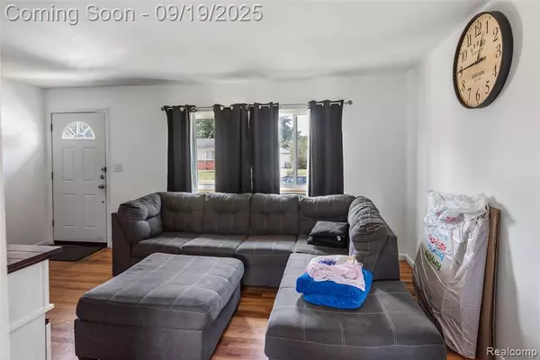 Wayne, MI 48184,4803 Moore Street