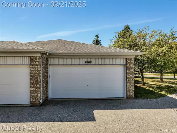 Shelby Twp, MI 48315,14710 Palmetto Court Court