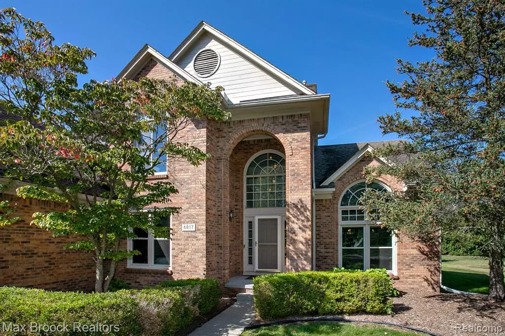 Troy, MI 48098,6817 Woodcrest Drive