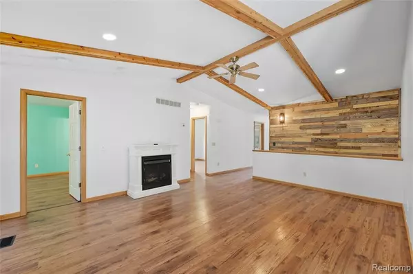 Rochester Hills, MI 48309,2533 Hartline Drive