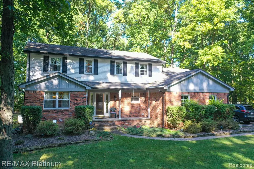 Howell, MI 48855,6567 Heaven Drive
