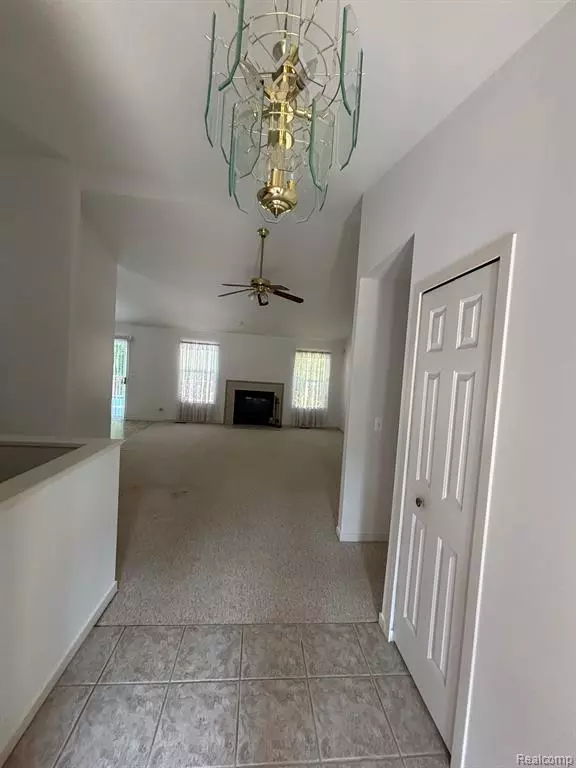 Farmington Hills, MI 48336,31574 Trestain Street
