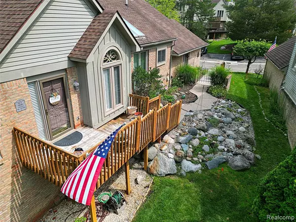 37440 Legends Trail Drive, Farmington Hills, MI 48331