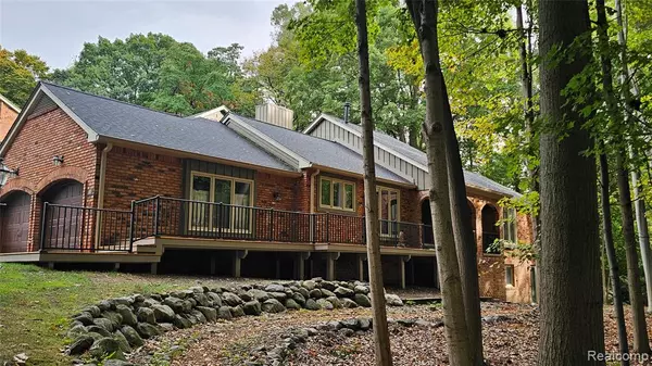 Bloomfield Hills, MI 48301,4017 Hidden Woods Drive