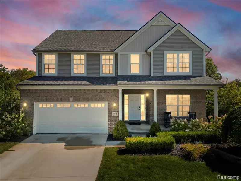 956 N Mill Street, South Lyon, MI 48178