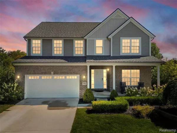 956 N Mill Street, South Lyon, MI 48178