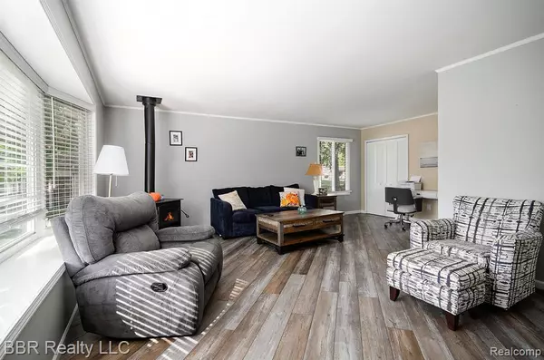 Grosse Ile, MI 48138,9157 Dallas Drive